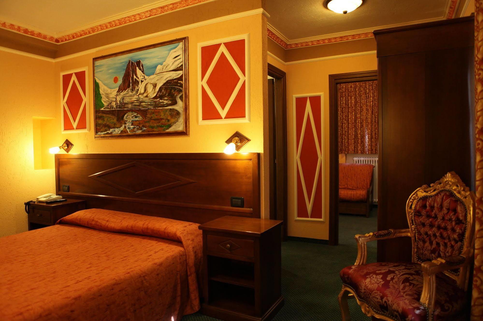 Hotel Stella Del Nord Courmayeur Bagian luar foto